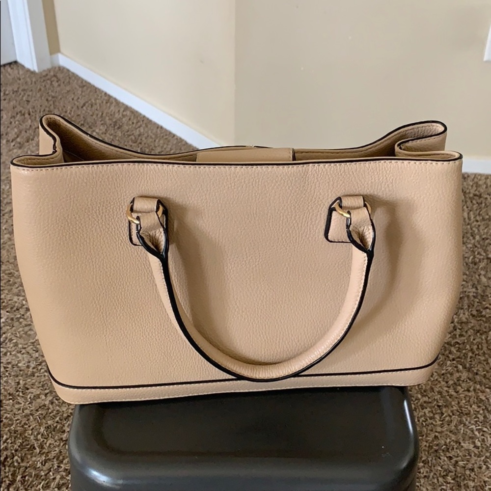 Purse - Picture 2 of 4